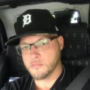 Meet your Posher, Adam